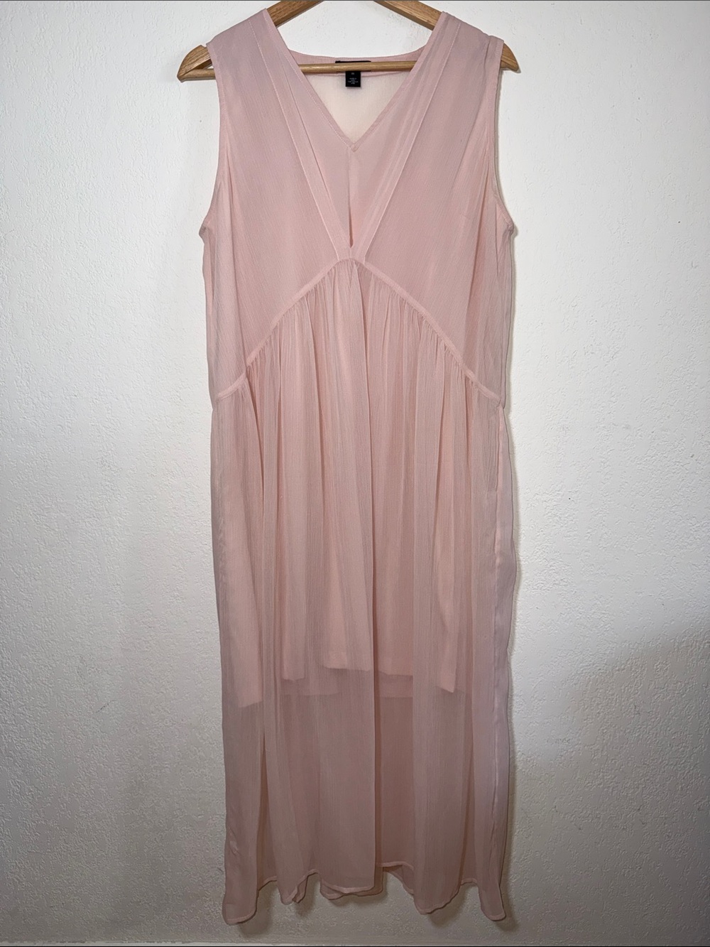 Sleeveless V‑Neck Sheer Maxi Dress in Blush Pink Fairy Boho Flowy Size Medium